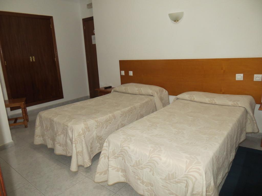 Hostal Galicia Don Benito Zewnętrze zdjęcie